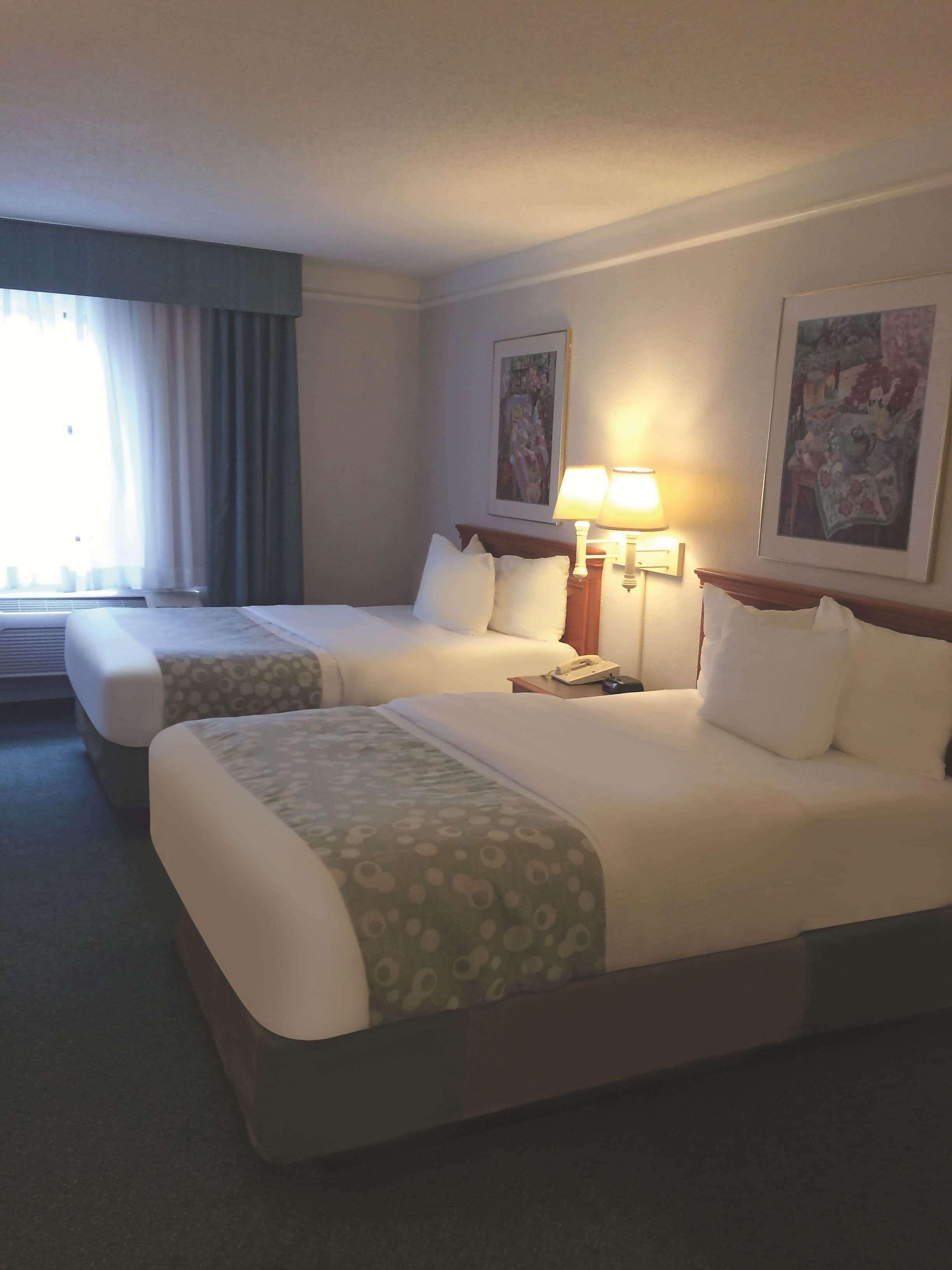 La Quinta Inn By Wyndham Columbus Airport Area Exterior photo